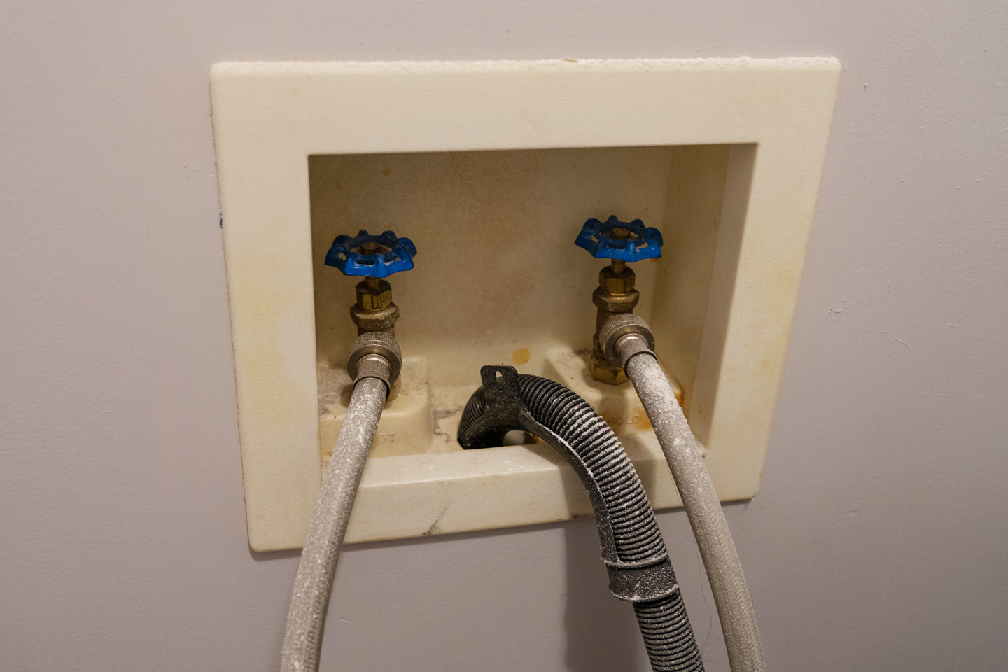 laundry water lines